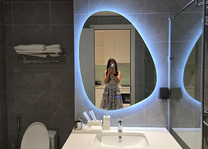 H2415 The Apartment Ha Long